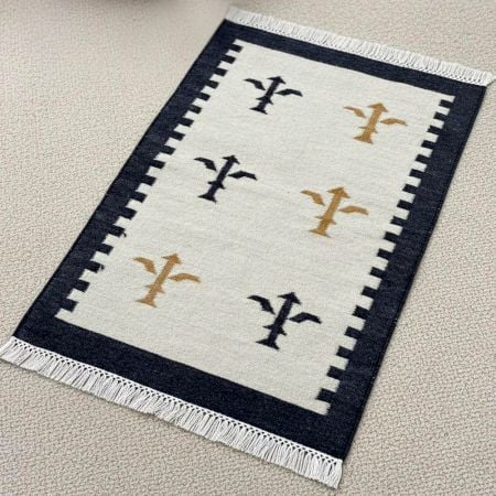 Handmade Multicolor Wool Vintage Dhurrie For Living